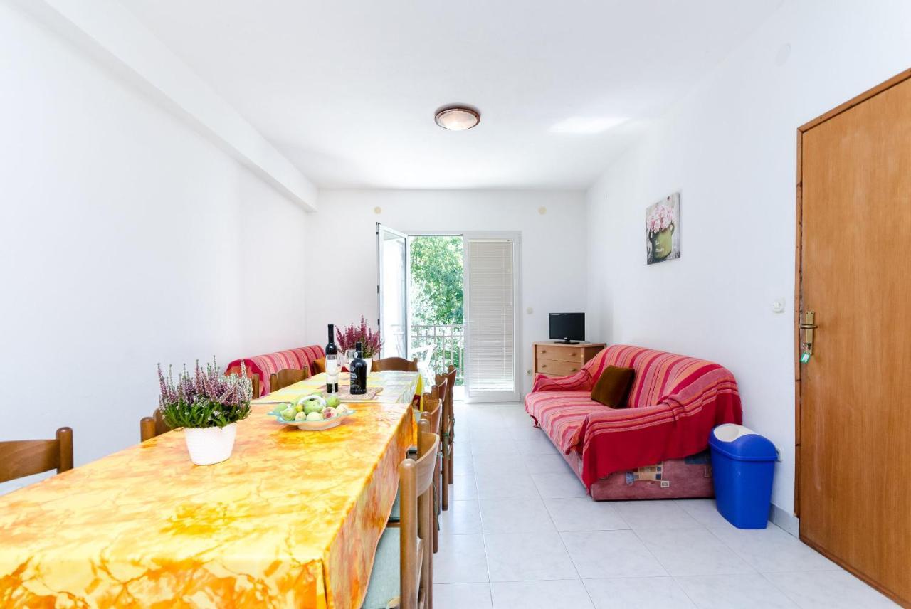 Apartments Massimo โรวีน ภายนอก รูปภาพ